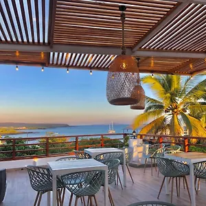 Hotel La Isla Puerto Ayora (Galapagos Islands)